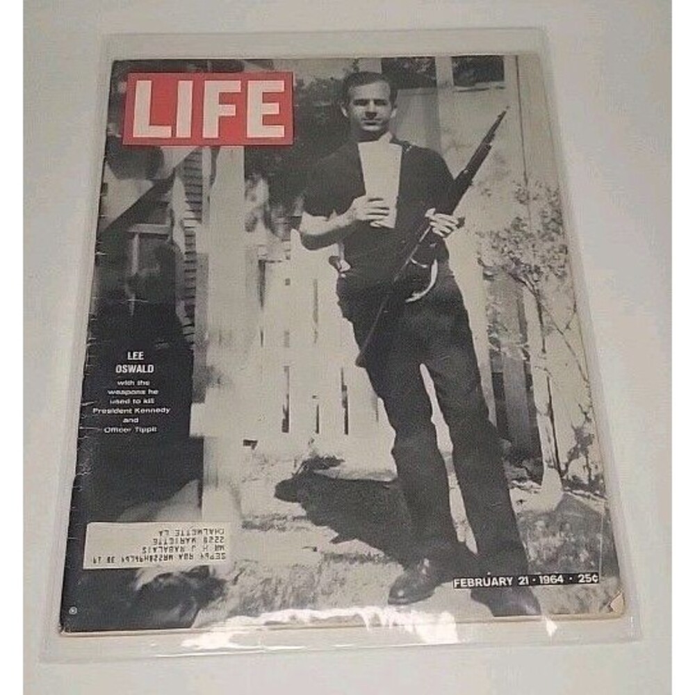 LIFE Magazine Feb 21 1964 Lee Harvey Oswald JFK Assassination Rifle Good